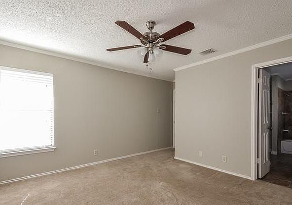 4th image of 22 Burlington Dr #4