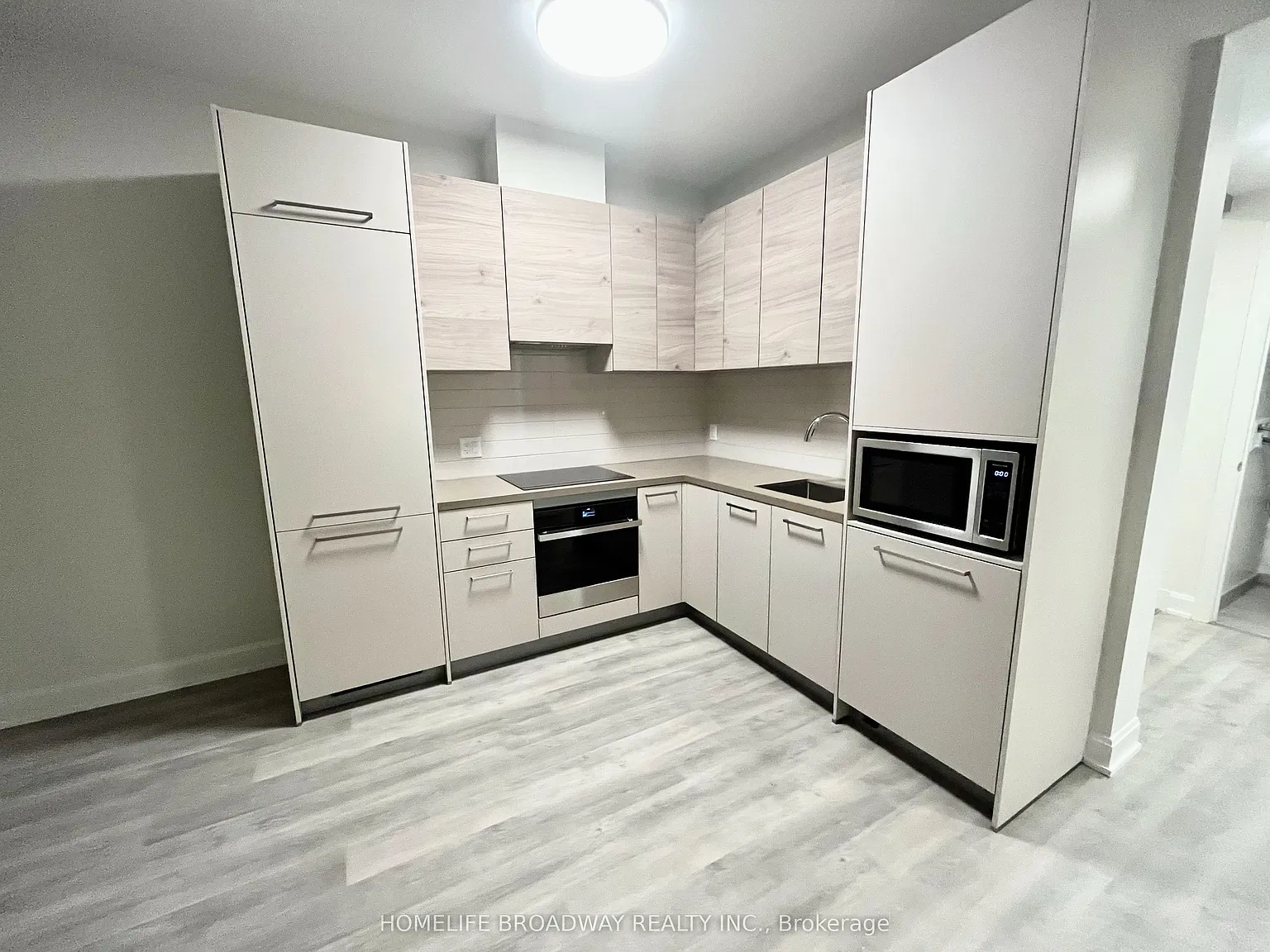 2 bed, $2,580 — Photo 3