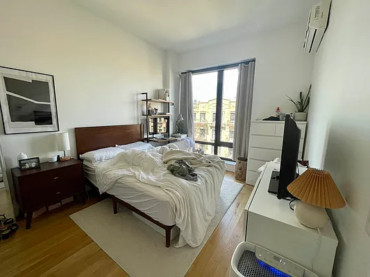 Rented by The KCI Group | media 20