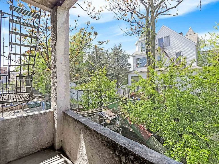 935 Boulevard E #2 — Photo 21