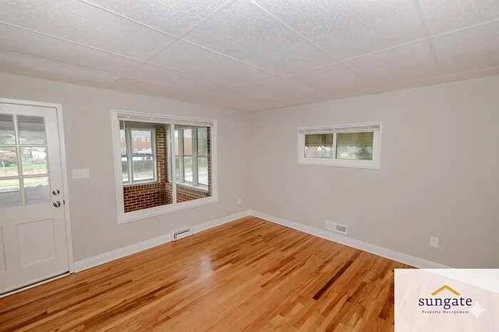 3400 N Point Rd — Photo 17