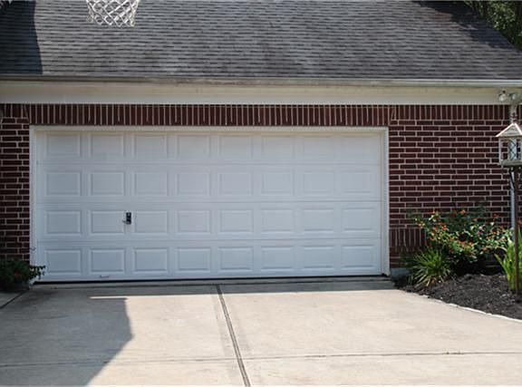 3rd image of 13011 Parkbrook Way Ln