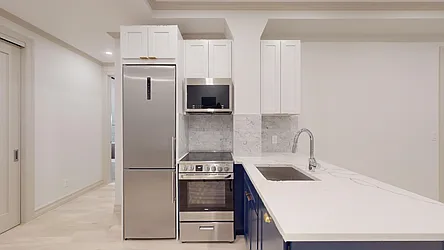 Rented by Bond New York