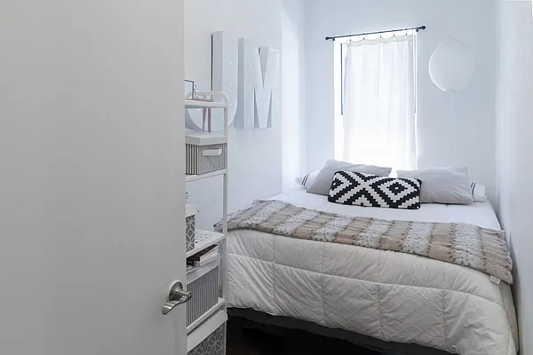 Rented by Kahen Properties | media 20