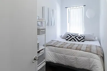 Rented by Kahen Properties