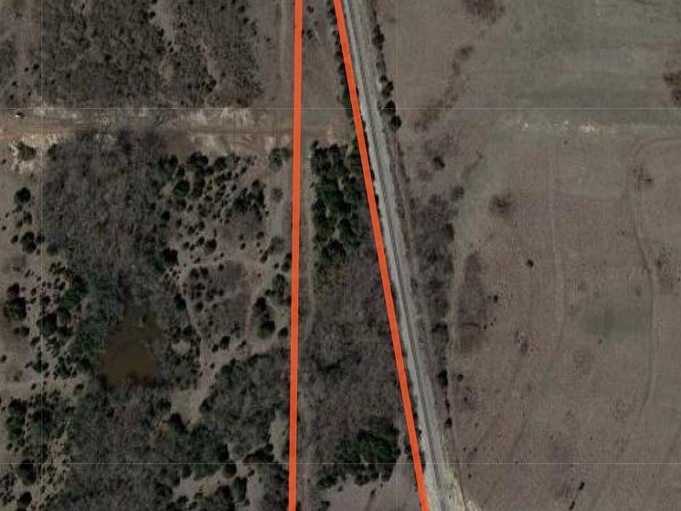 2nd image of 1670 County Rd