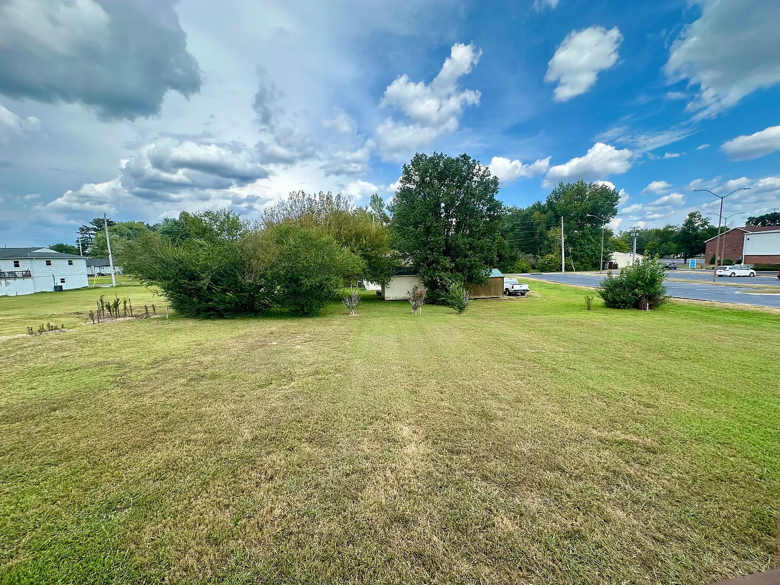 3 bed, 1288 sqft, $1,975 — Photo 3