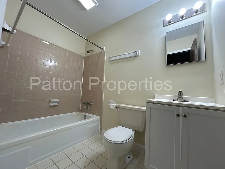 3903 Bright Ave - Inside CoC - R13708-08-18 — Photo 8