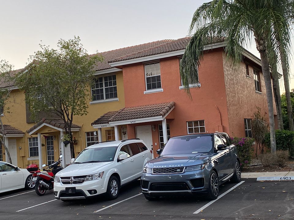1st image of 6901 Sienna Club Pl