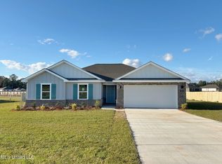 192 Mill Ct, Lucedale, MS 39452