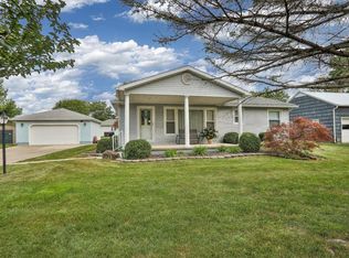 250 Sunset Dr, Circleville, OH 43113
