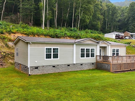 3rd image of 6408 Gardner Ln