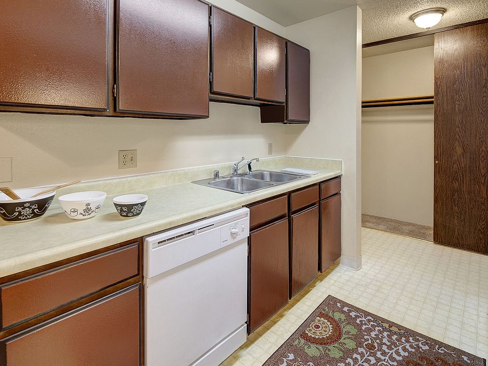 Taiga Apartment - Kitchen