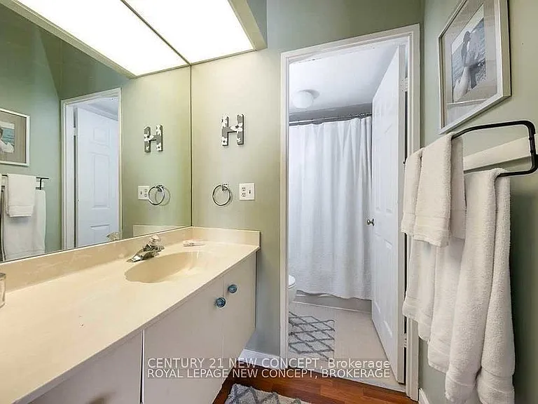 195 Saint Patrick St #Penthouse 4B — Photo 5