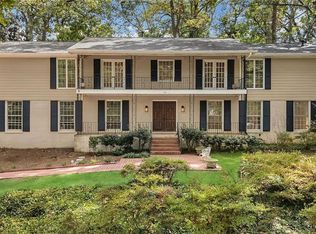 192 Maple Wood Dr, Lawrenceville, GA 30046