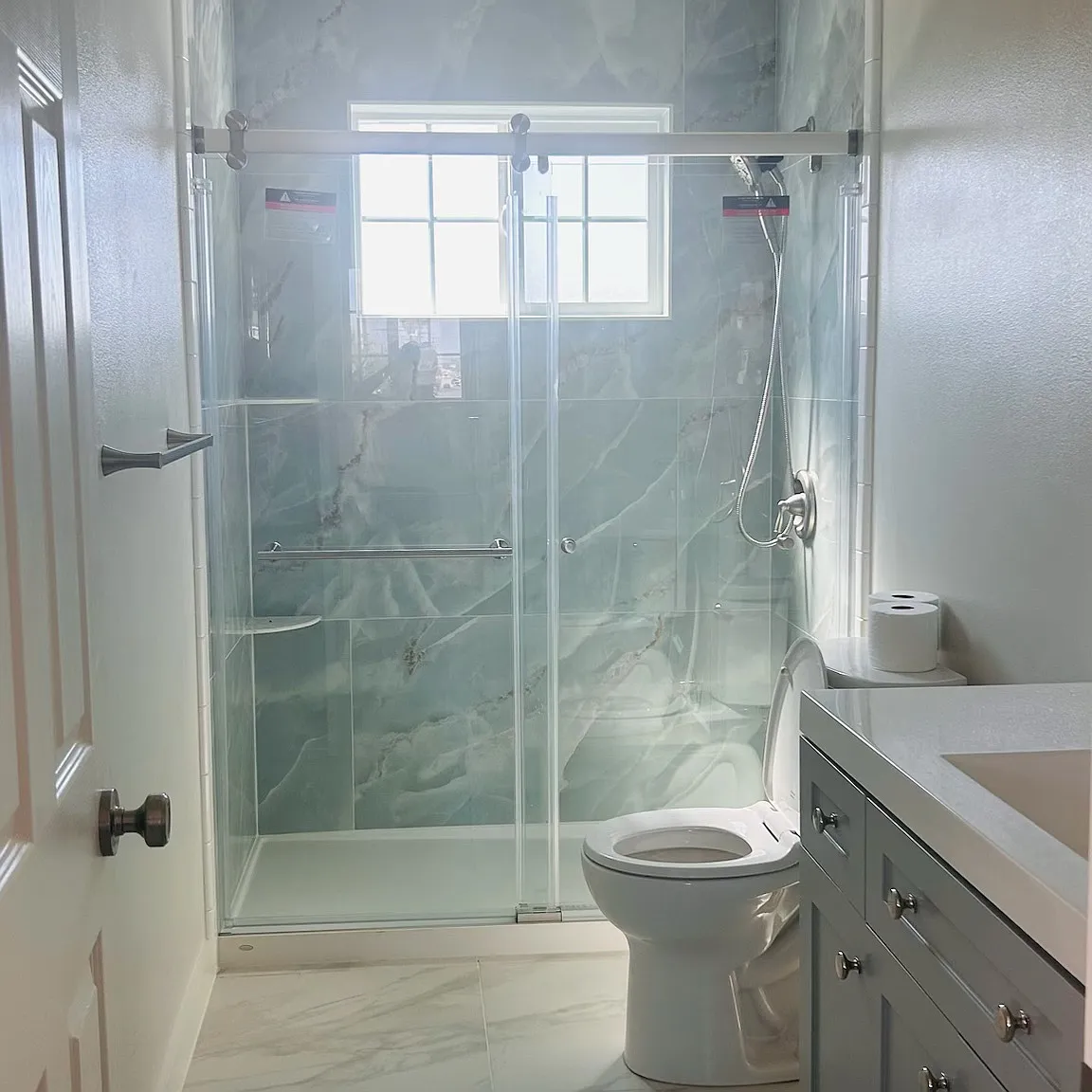 W 147th St, Hawthorne — Photo 3