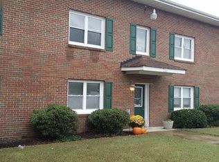 9631 9th View St APT 3, Norfolk, VA 23503