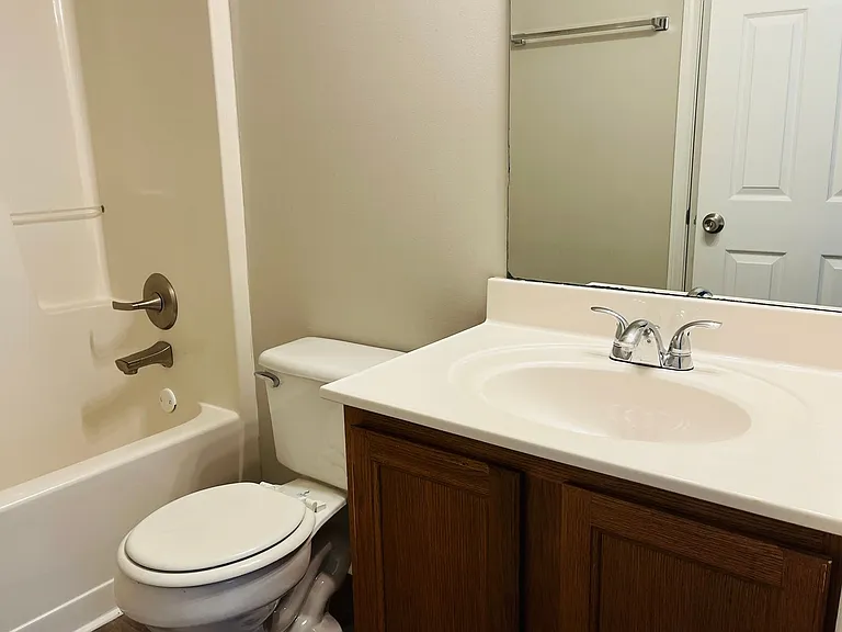 4014 Carisbrook Dr — Photo 23