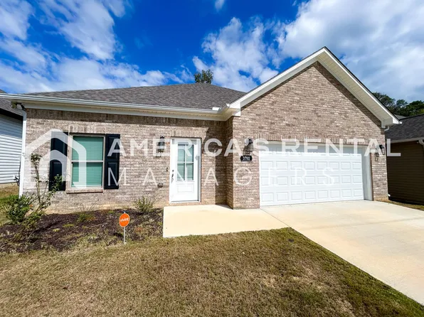 3781 Seaside Sparrow Cir, Bessemer, AL 35022