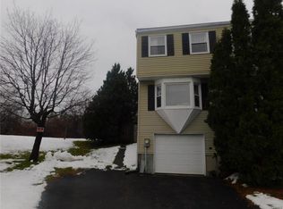 8380B Shallowcreek Rd, Liverpool, NY 13090