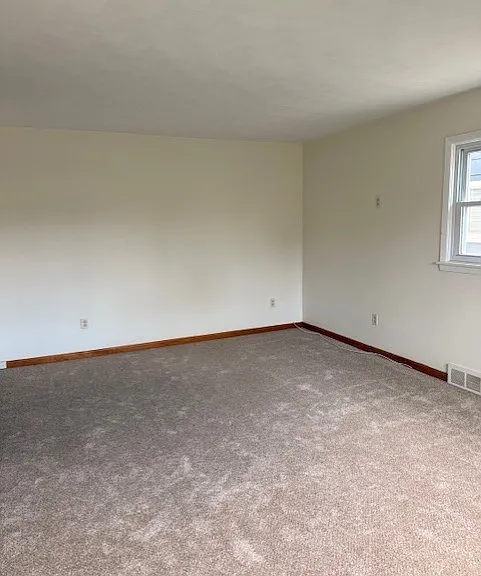 203 Highland Ave — Photo 21