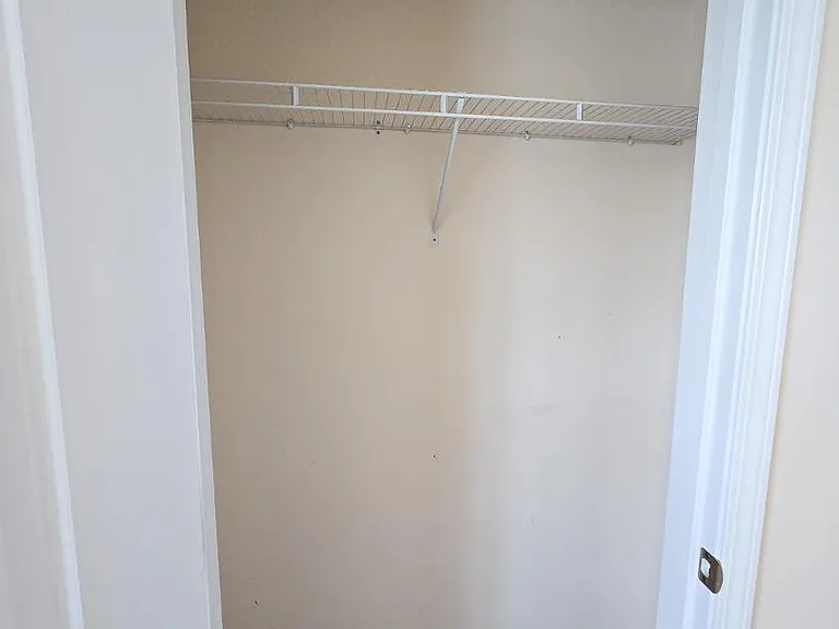 122 Windrush Ln — Photo 37