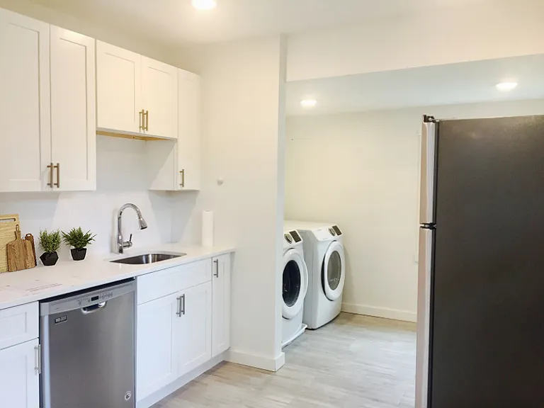 224 N Fullerton Ave #B — Photo 8