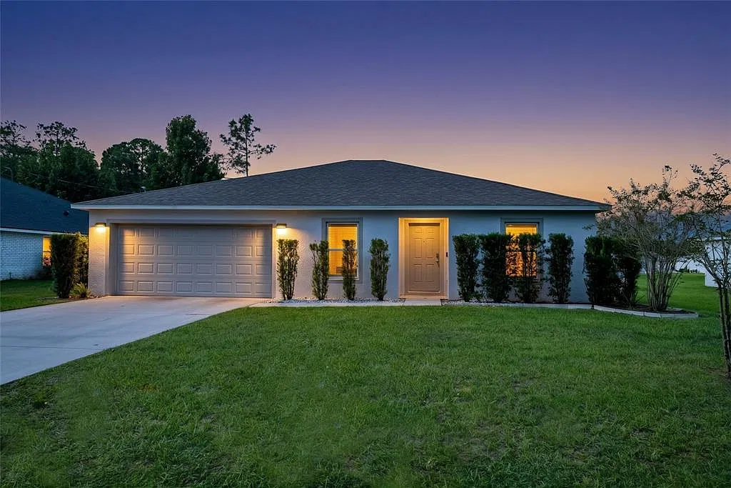 3 bed, 2.0 bath, 1552 sqft, $1,950 — Photo 1