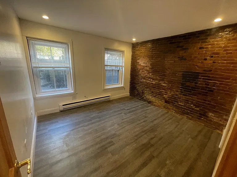88 E Brookline St #B — Photo 9