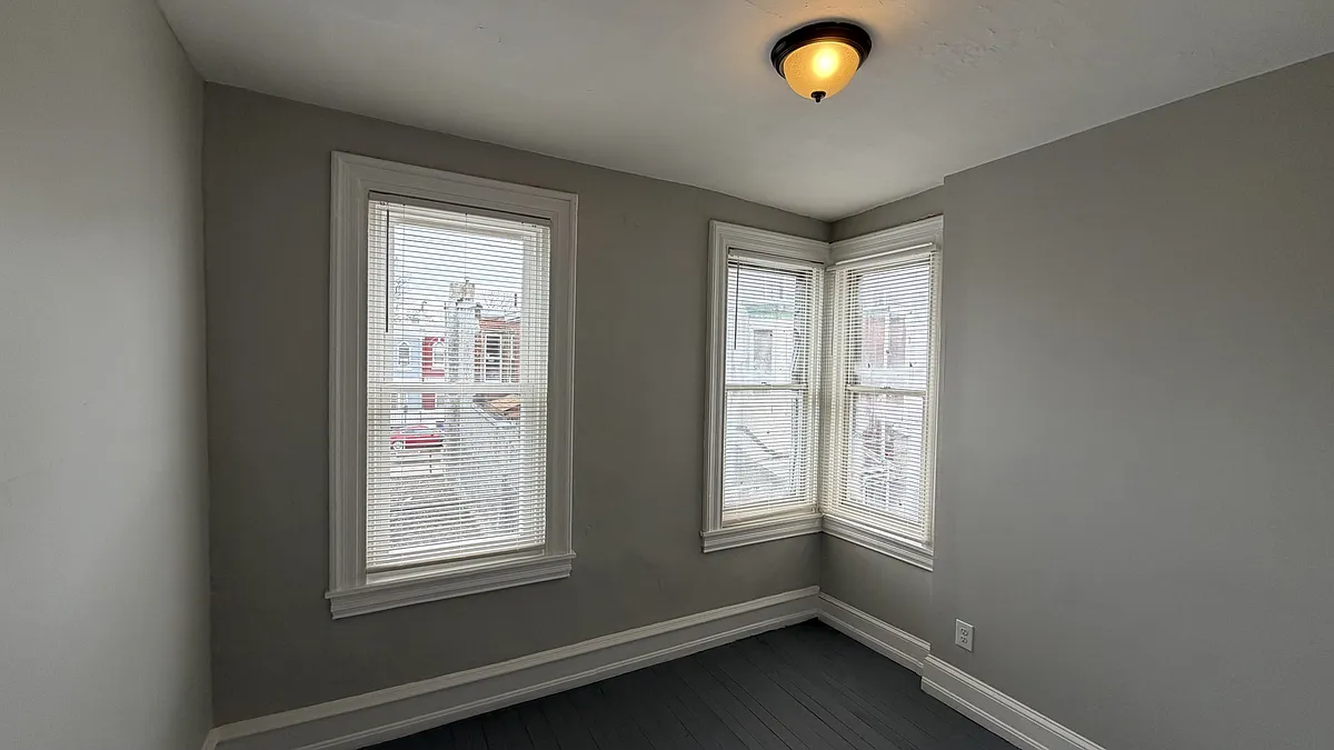 Building Photo - 2554 N Bouvier St