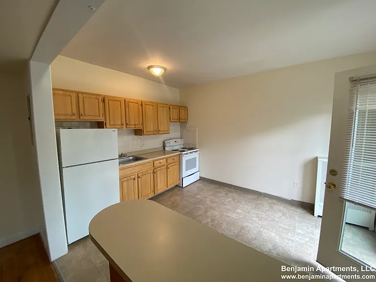 1137 Commonwealth Ave #6 — Photo 7