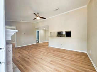 736 Memorial Mews St APT D, Houston, TX 77079