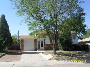 15 Macgregor Rd, Pueblo, CO 81001