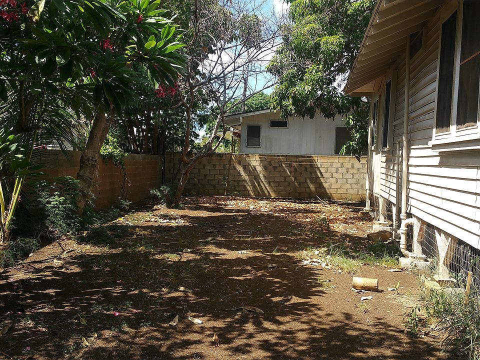 2nd image of 84-917 Hanalei St APT B
