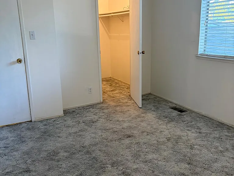 6201 Carlow Dr #2 — Photo 7
