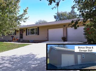 519 Livingston St, Creston, IA 50801