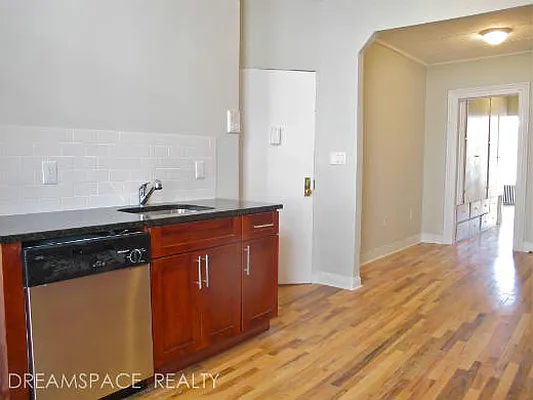 Rented by Dream Space Realty | media 24