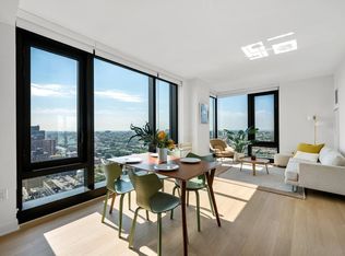 18 6th Ave APT 3705, Brooklyn, NY 11217