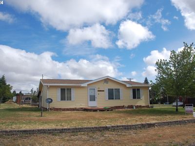 205 W Pennoyer St, Condon, OR, 97823
