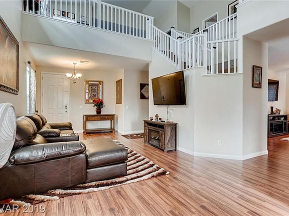 3rd image of 37 Logan Pond Way