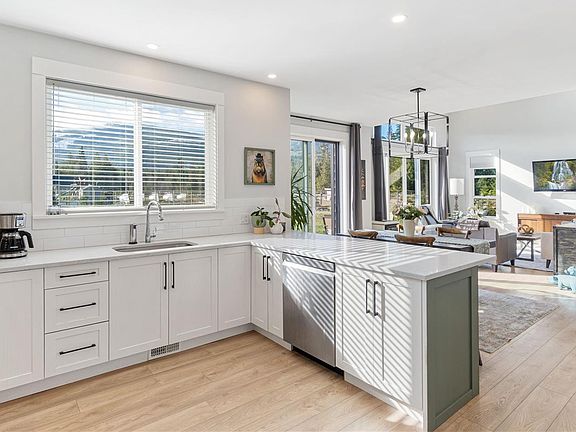 5th image of 3770 Tralee Rd