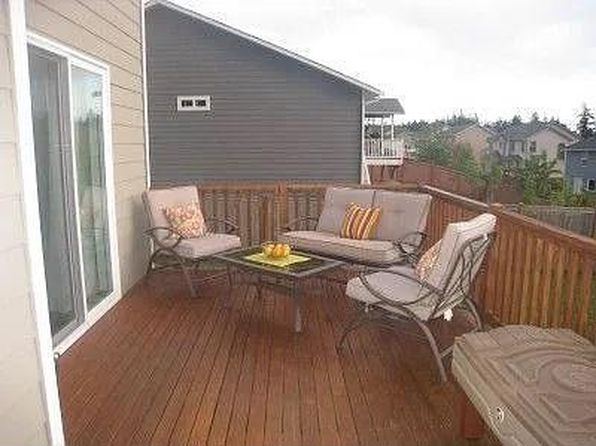 1665 SW Ulysses St, Oak Harbor, WA 98277