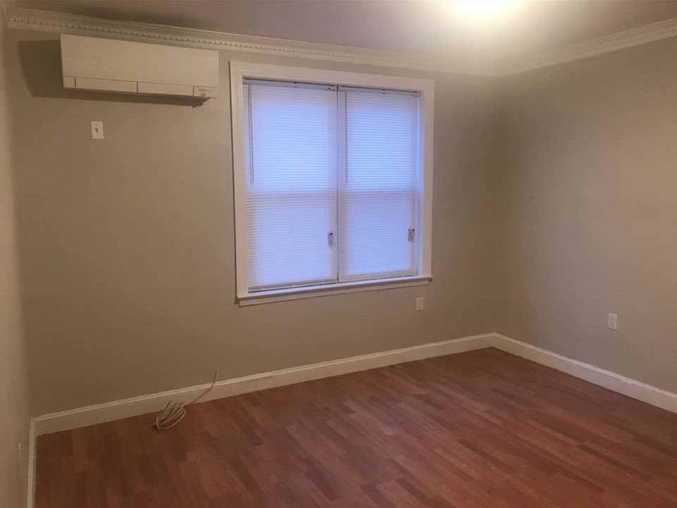 1st image of 1734 E 16th St #1F