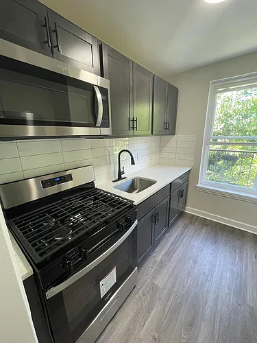 677 Park Ave Photo 1