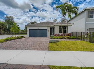 7166 Rockwood Rd, Jupiter, FL 33458