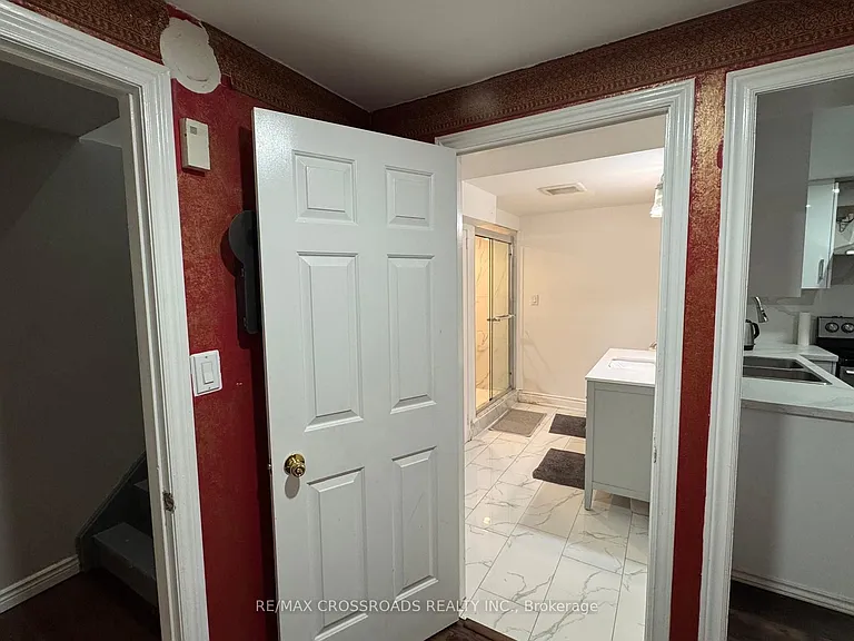 14 Romano Cres #LOWER — Photo 23