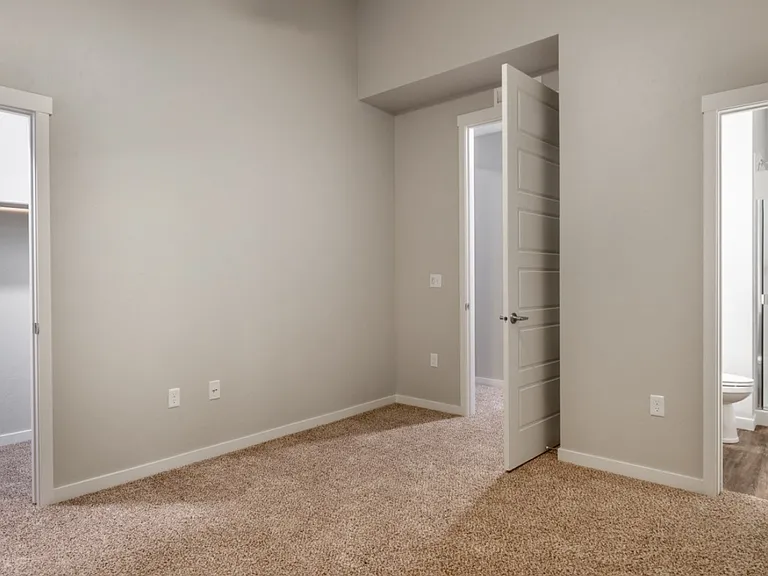 The Enclave Townhomes — Photo 28