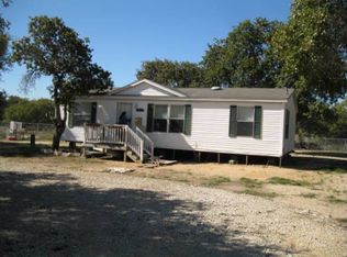 23235 Copper Canyon Dr, Elmendorf, TX 78112