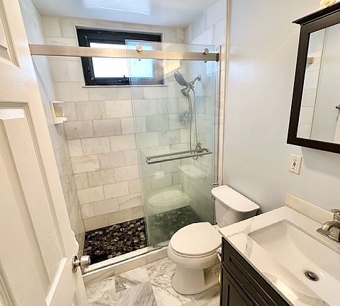 3rd image of 452 Lynbrook Dr