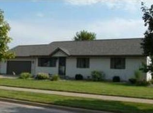 928 Packer Dr, Holmen, WI 54636